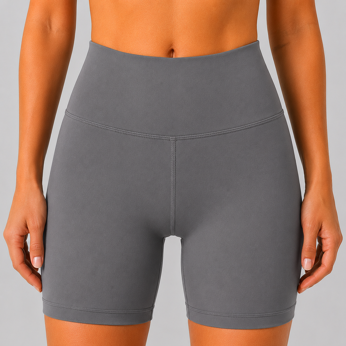 grey shorts